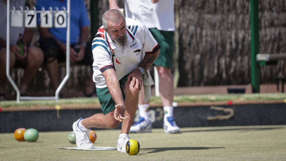 STILL STANDING: Lavington's Bill Pantling beat North Albury's Brett Furze to move into the quarter-finals of the Albury and District open singles. Picture: JAMES WILTSHIRE