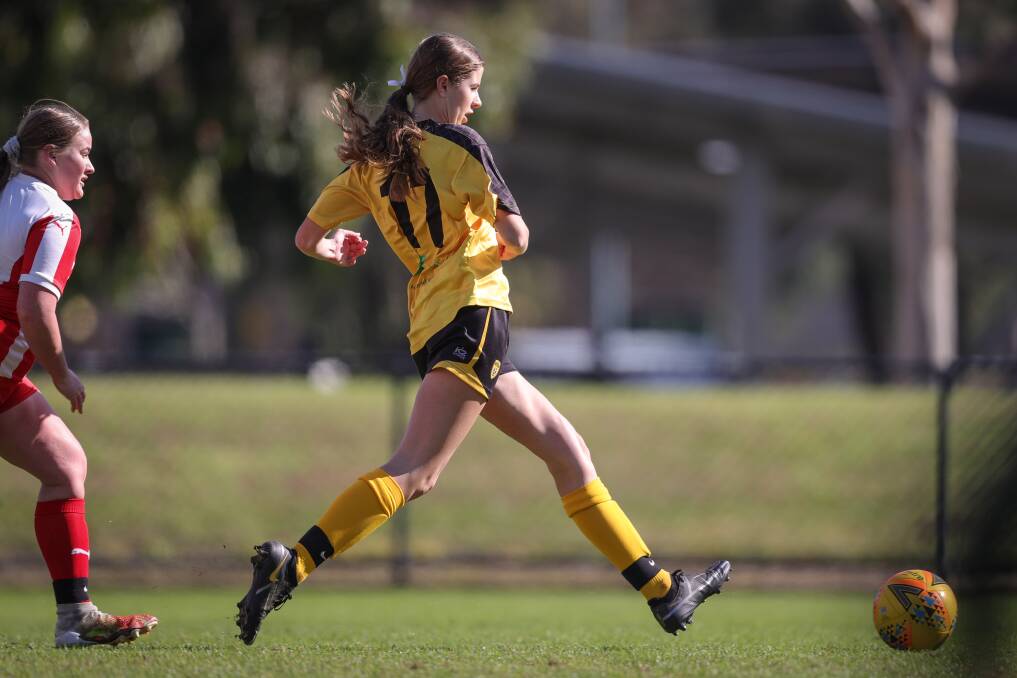 ON FIRE: Albury Hotspurs star Elisha Wild scores one of her four goals in her side's 7-1 victory against Wodonga Diamonds at La Trobe on Sunday. Picture: JAMES WILTSHIRE