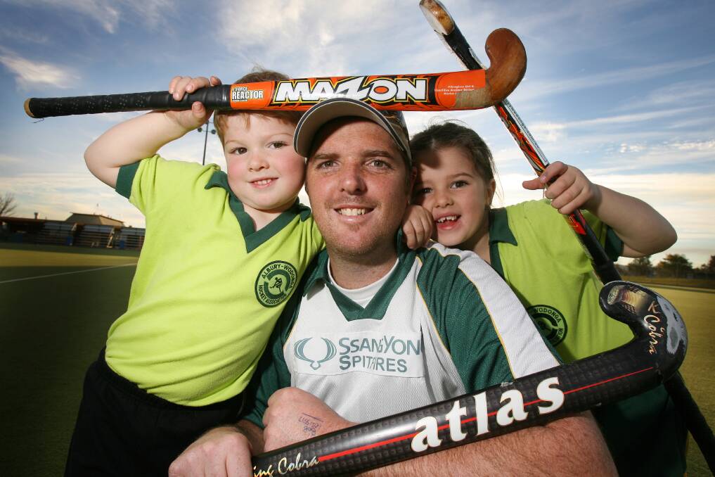 FLASHBACK: Ian Beath with son, Kurt, and daughter Emerald, in 2006.