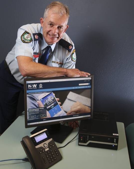 MORE OPTIONS: Albury Police Chief Inspector Kim Sorensen with the new online portal which allows victims of crime to make a report online. Picture: ELENOR TEDENBORG