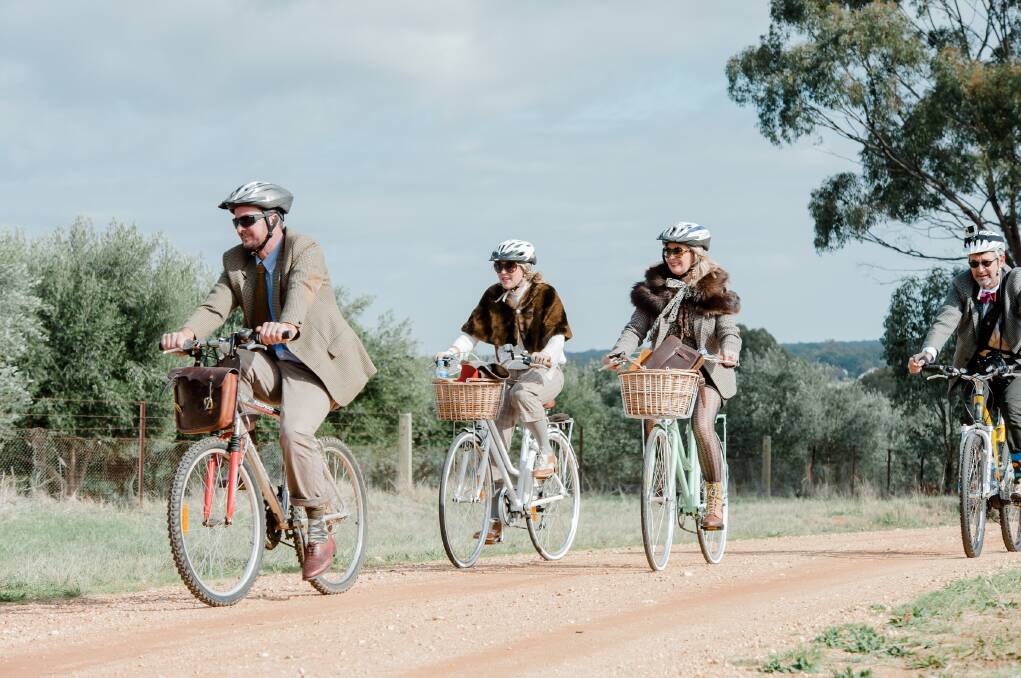 Destination Rutherglen, which is involved in organising the annual Tweed Ride, says councillors deciding not to overtake the group in running the town's VIC is a tick of approval.