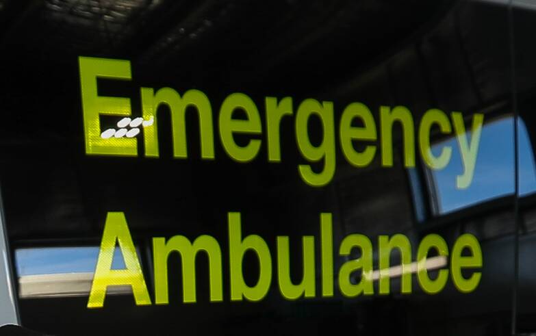 Teen sustains minor injuries after being hit by a car in North Albury