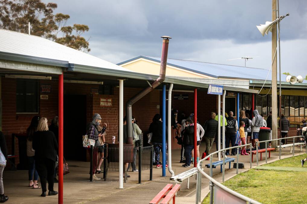 DEMAND: Pop up testing was established in Jindera with a positive case in Greater Hume, and following schools being caught up in exposures. Picture: JAMES WILTSHIRE