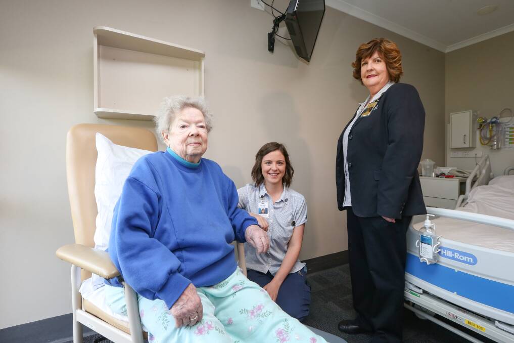 CAREER OF CARING: Jean Parker is paid a visit at Albury Wodonga Private Hospital by nurses Melanie Pannekoek and Anne Heyme on International Nurses Day. Ramsay Health Care celebrated its workforce by purchasing meals from local businesses. Picture: JAMES WILTSHIRE