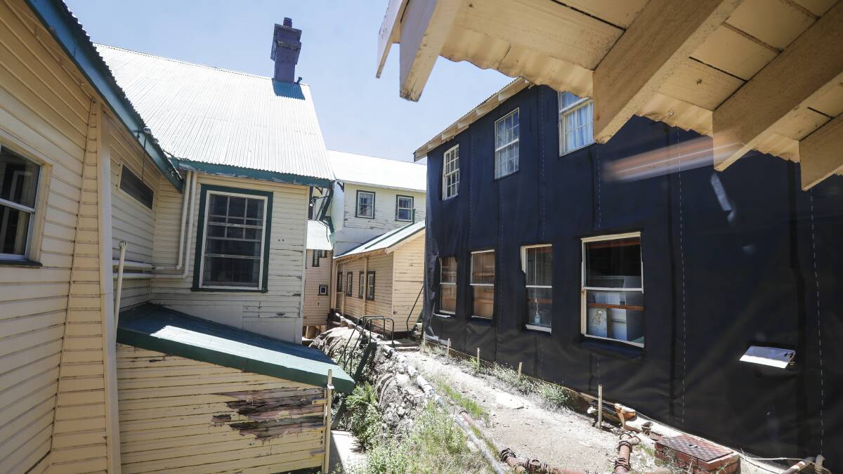 Come with us inside the Mount Buffalo Chalet | Photos