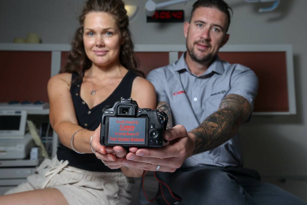 CARING THOUGHT: Lauren and Mark Riordan have donated a camera to the Wodonga maternity ward in memory of their son Toby, with the support of Mr Riordan's employer, Canon Medical Systems. Picture: TARA TREWHELLA