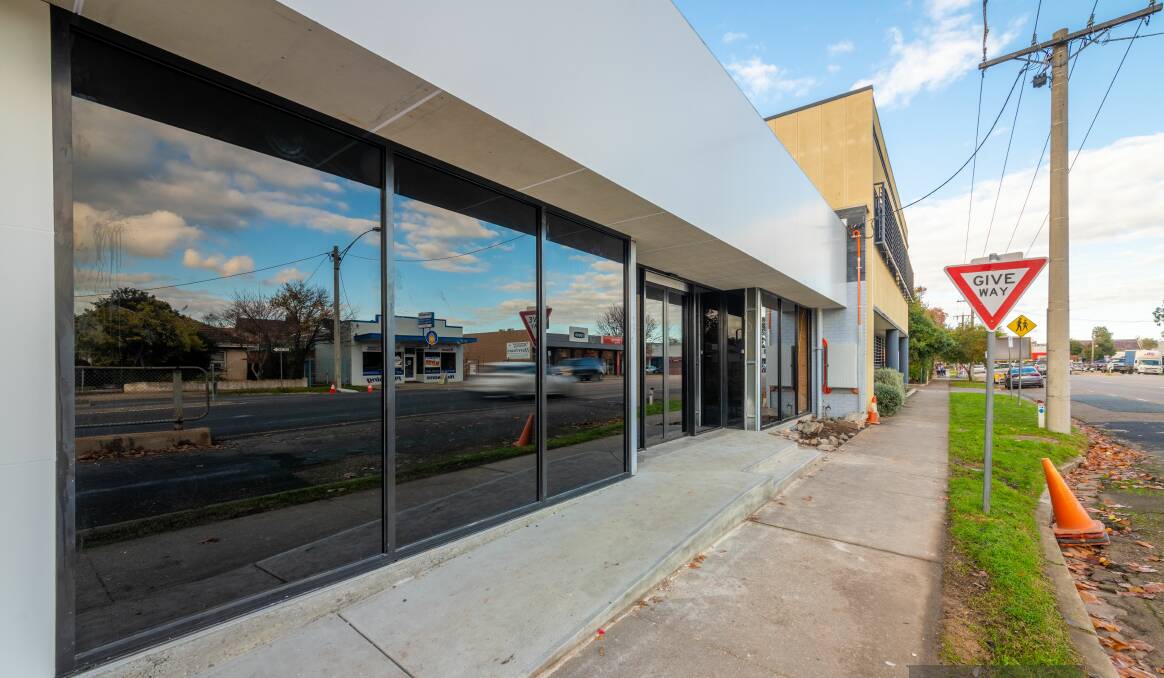EXTRA SITE: A satellite headspace service in Wangaratta will be established at 44-46 Rowan Street, after a lease was signed this week. Picture: GARRY NASH & CO