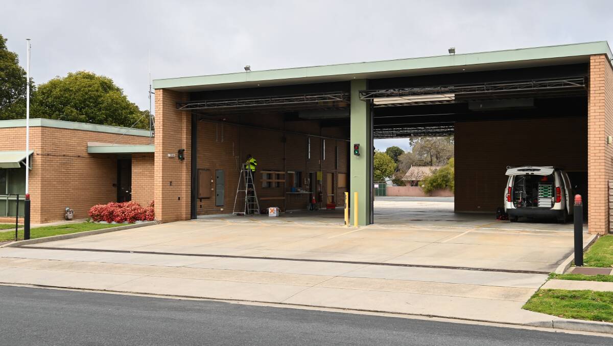 NEW USE: Preparations have been underway at the former fire station near the Wodonga plaza for the site to be used as a walk-in testing clinic by AWH. Residents were advised of plans this week via a letter. Picture: MARK JESSER