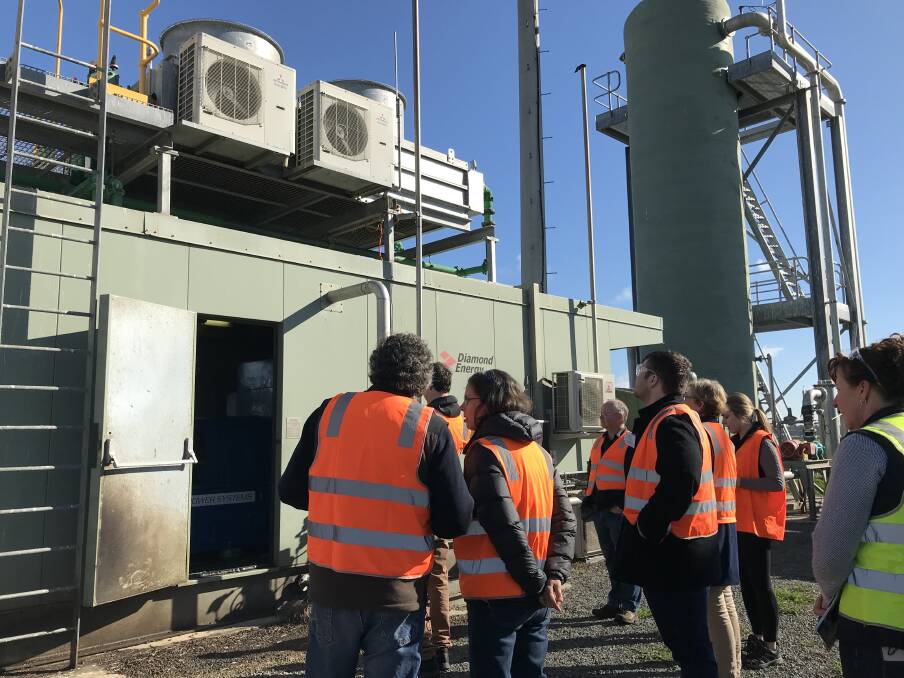 INDUSTRY: The coach tour visited the Diamond Energy Biogas facility in Shepparton, and then the Numurkah solar farm and the AGL power station at the Yarrawonga Weir.