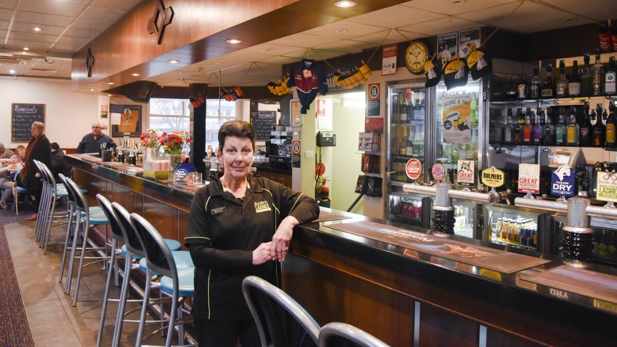 Maureen Dehnert, owner of Woolpack Hotel Tumut, claims business is the worst it's ever been despite the promises of the nearby Snowy 2.0 project. Picture: Finbar O'Mallon