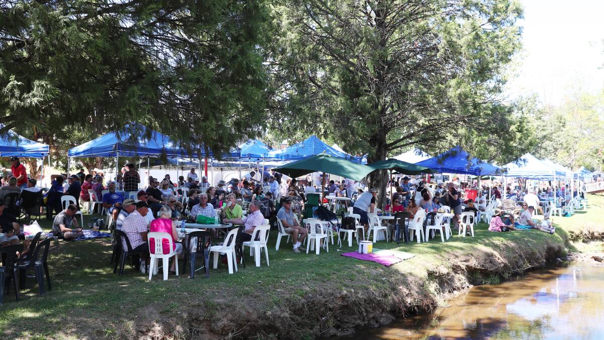 The crowd enjoys the 2019 Tumbafest. The 2020 event will go ahead as the Tumbarumba region recovers from bushfire.