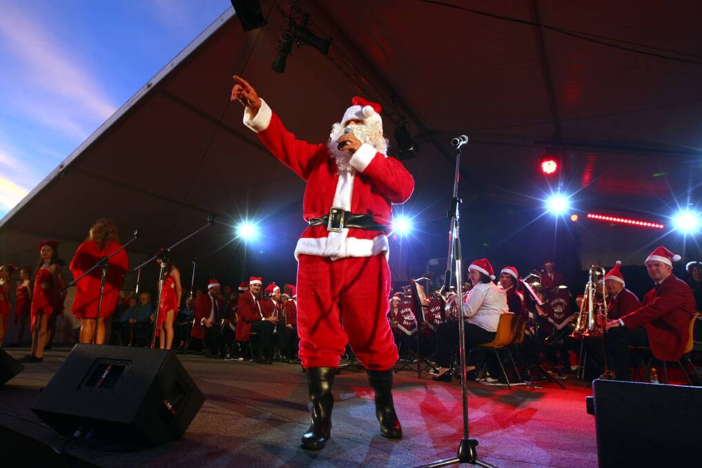 The show must go on: The Wodonga Carols by Candlelight will be a live stage event which will be streamed via the internet and over You Tube.
