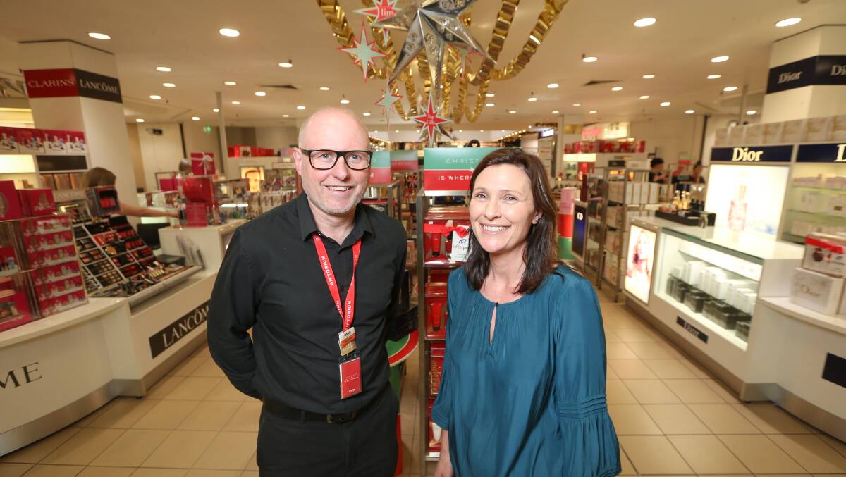 Myer Albury manager Chris Boneham and Centrepoint centre manager Samantha Lambert. Picture: JAMES WILTSHIRE
