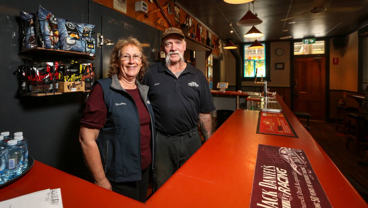 BACK IN BUSINESS: Alan and Shelley Henry, pictured, and their daughters Tegan and Brittany have re-opened the Koetong Hotel which was shut for 18 months. Picuture: JAMES WILTSHIRE