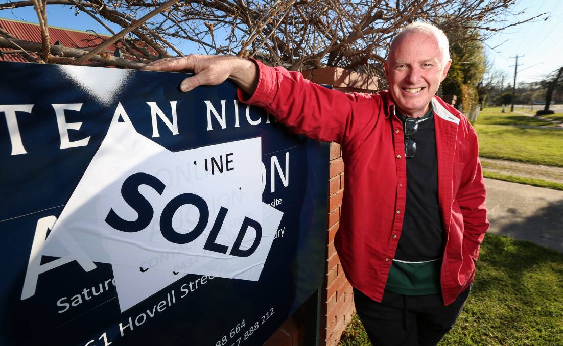 FOND FAREWELL: Daryl Betteridge sold the South Albury home his family lived in for 38 years in an online auction conducted on Saturday. Picture: JAMES WILTSHIRE