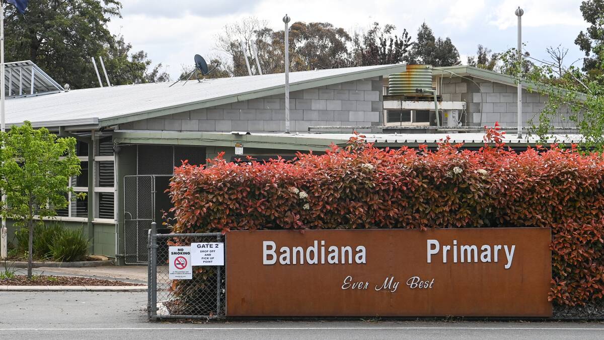 Bandiana school future a ticking time bomb for students, families
