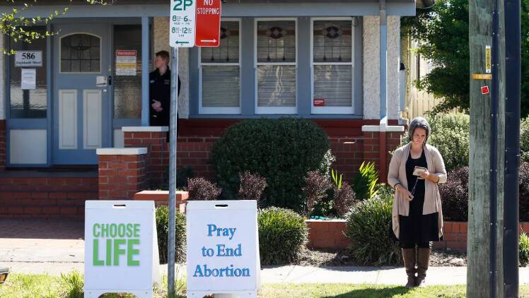 Abortion clinic shuts despite major win over protesters