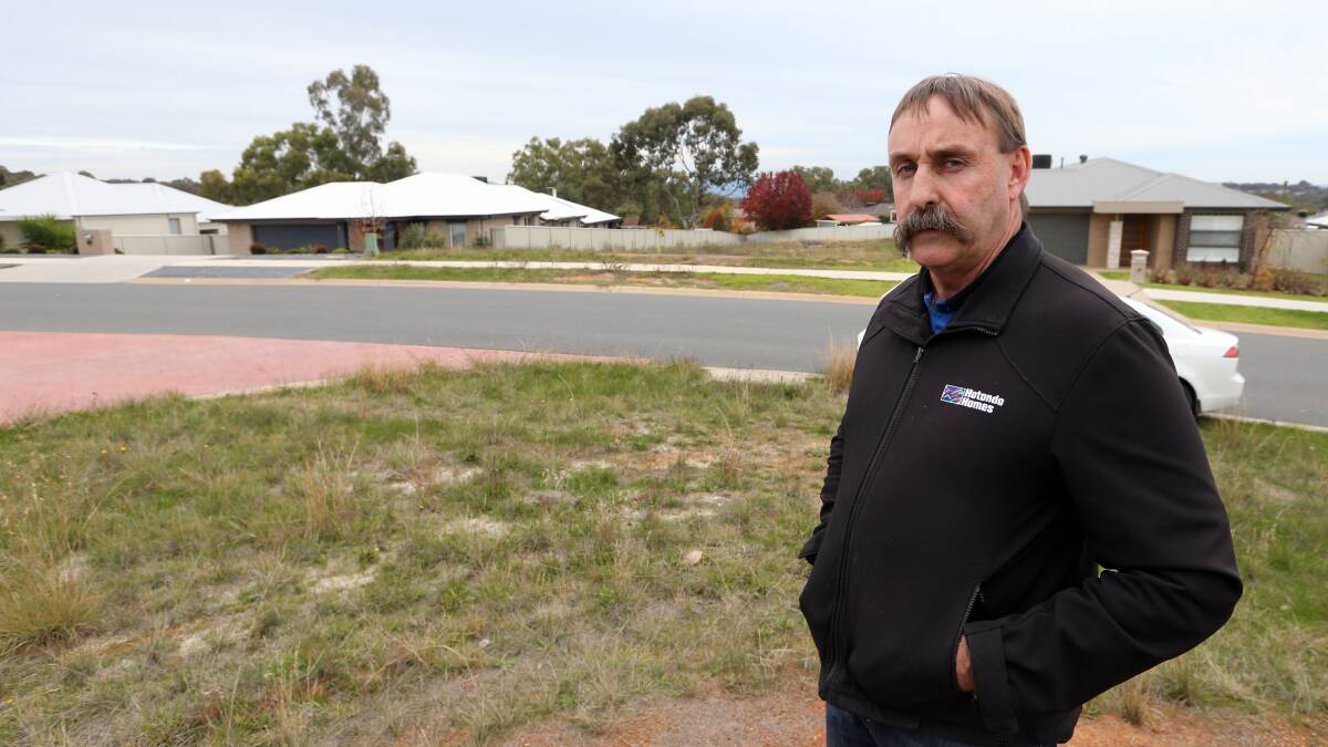 Developer Jim Carroll has re-submitted a development application for three townhouses in Thurgoona.