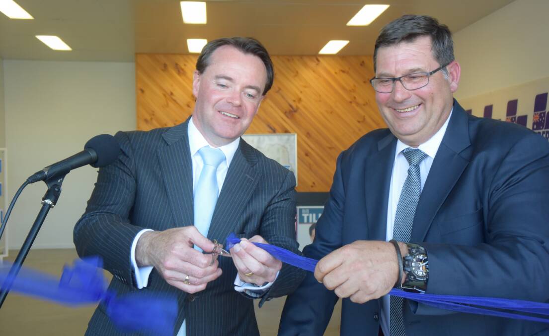 OPEN FOR BUSINESS: Victorian shadow treasurer Michael O'Brien, left, and member for Benambra Bill Tilley in Wodonga for the opening of the latter's election campaign office.
