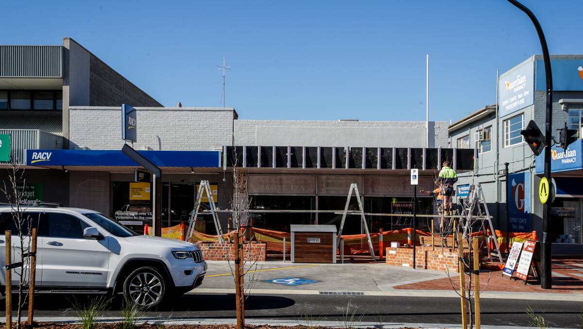 MAKEOVER: A former florist shop in High Street is being updated with the help of a Wodonga Council fund to improve the look of buildings. Picture: JAMES WILTSHIRE