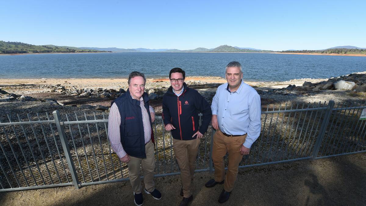 COMMITTED TO CAUSE: Murray-Darling Inspector-General Mick Keelty, water resources minister David Littleproud and MDBA executive director Andrew Reynolds at Lake Hume. Picture: MARK JESSER