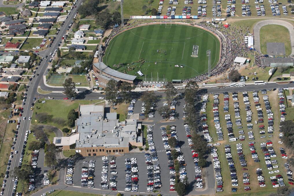 An aerial view of the Lavington Oval precinct on Ovens and Murray grand final day 2014.