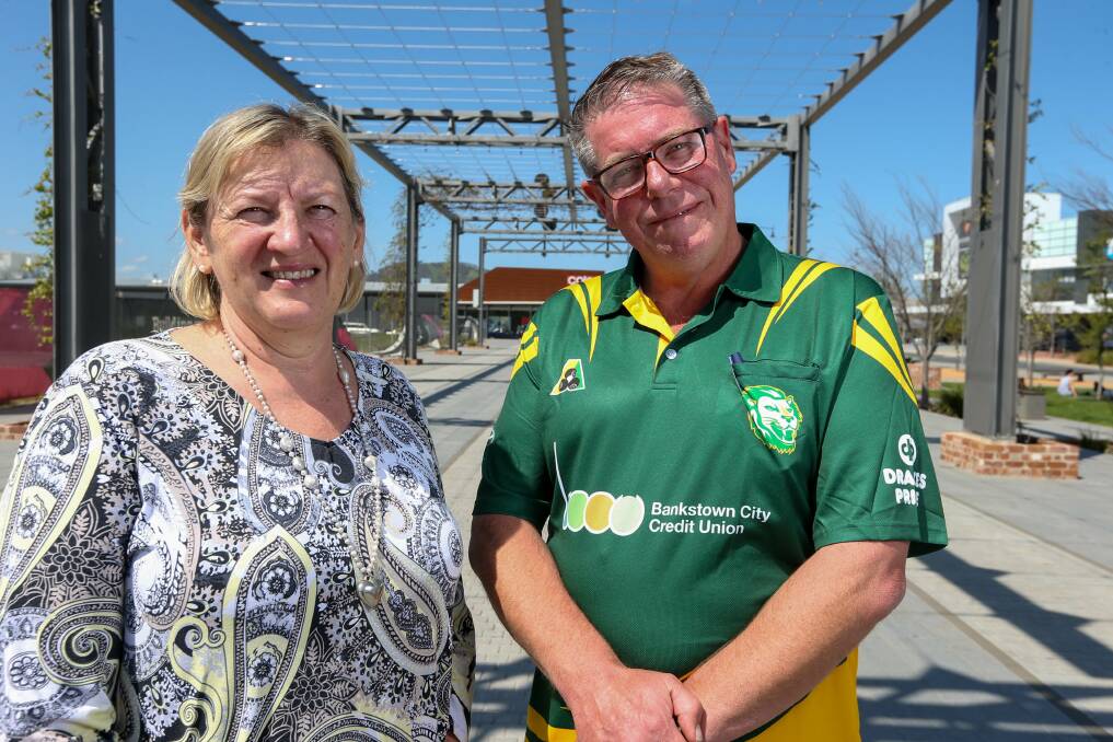 IN IT TOGETHER: Former police officers Beth Docksey and Darryl Coventry have founded Bowls Gr8 for Brains. Picture: TARA TREWHELLA