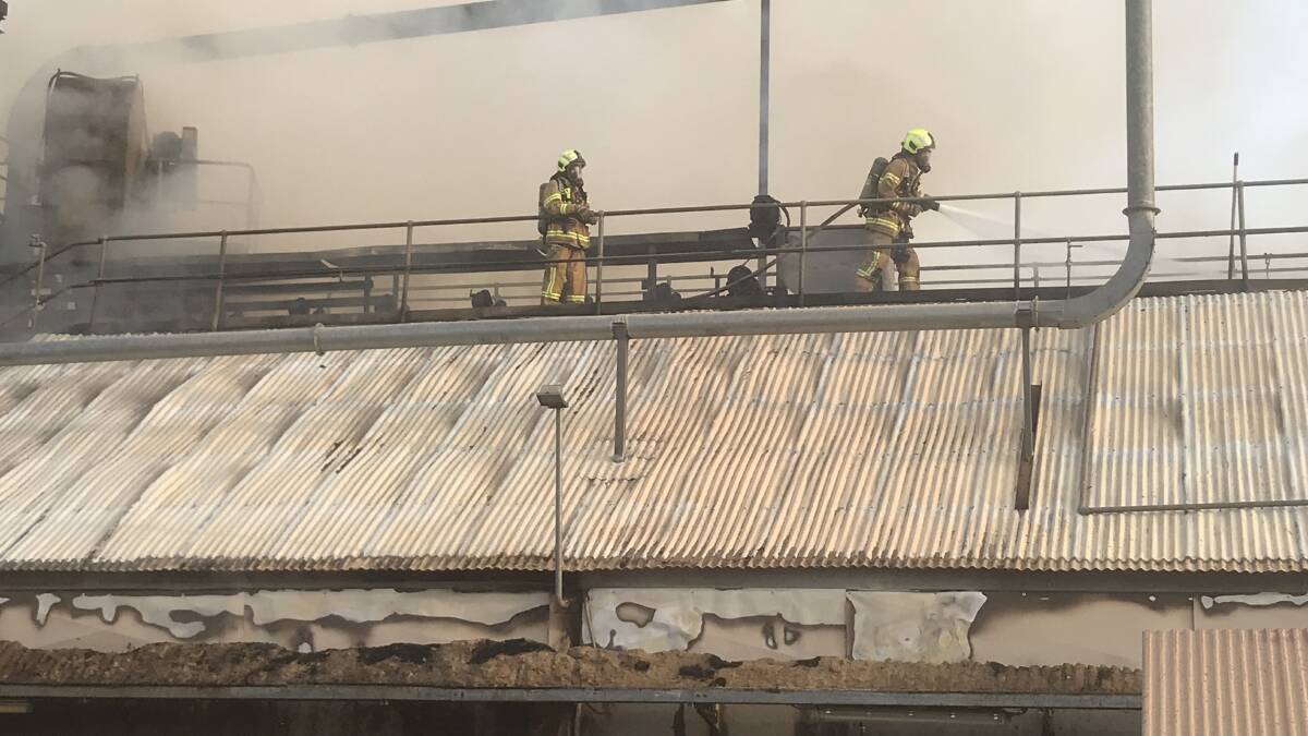 Wangaratta factory damaged by overnight fire