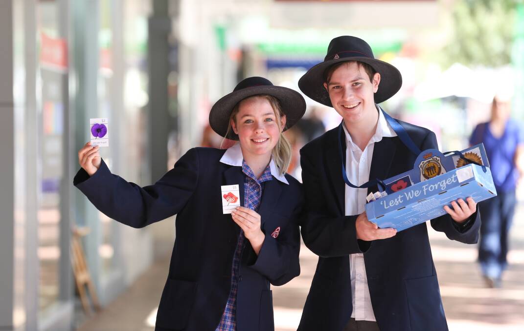 Students hit the streets to sell Anzac Day badges in Albury