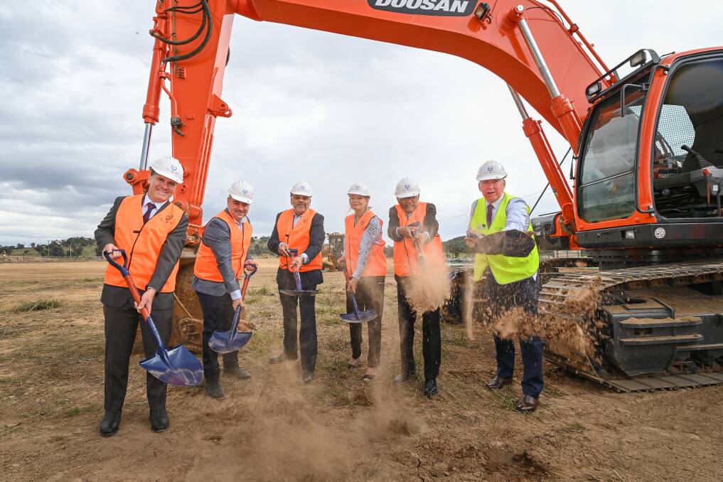 UNDER CONSTRUCTION: Albury MP Justin Clancy, Asahi Beverages Group CEO Robert Lervasi, Cleanaway CEO Vik Bansal, Farrer MP Sussan Ley, Pact CEO Sanjay Dayal and Albury mayor Kevin Mack. Picture: MARK JESSER