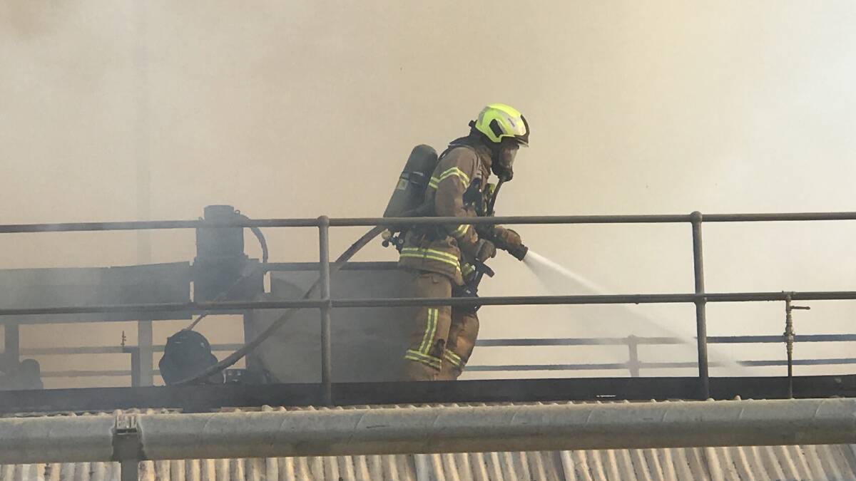 Wangaratta factory damaged by overnight fire