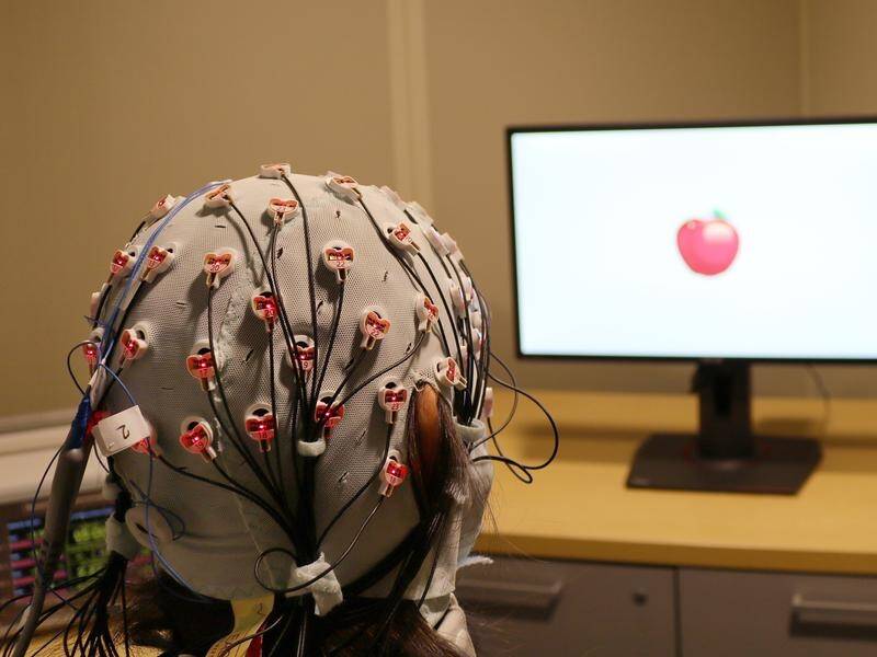 Electrical stimulation to the brains of people over 60 can help improve their "working memory".