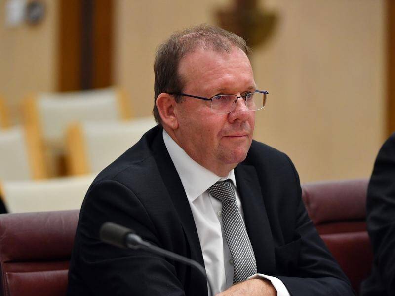 Auditor-General Grant Hehir has appeared at an inquiry into the $100 million sports grants program.