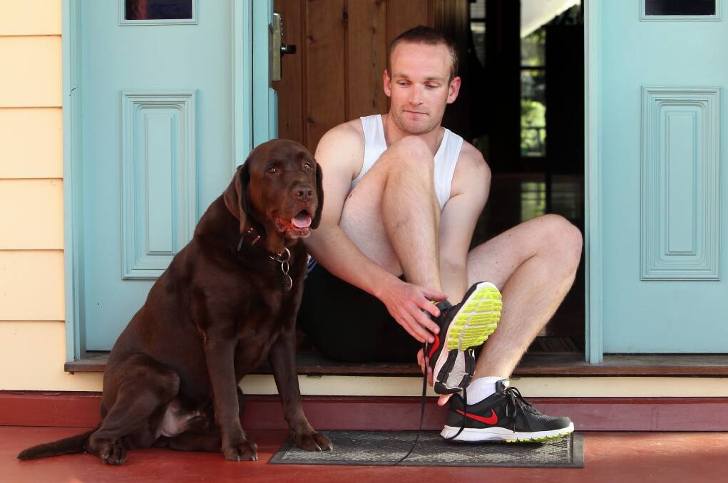 Daniel Searle and Bear get ready to put in some extra training for Daniel’s Nail Can Hill Challenge. Picture: KYLIE ESLER