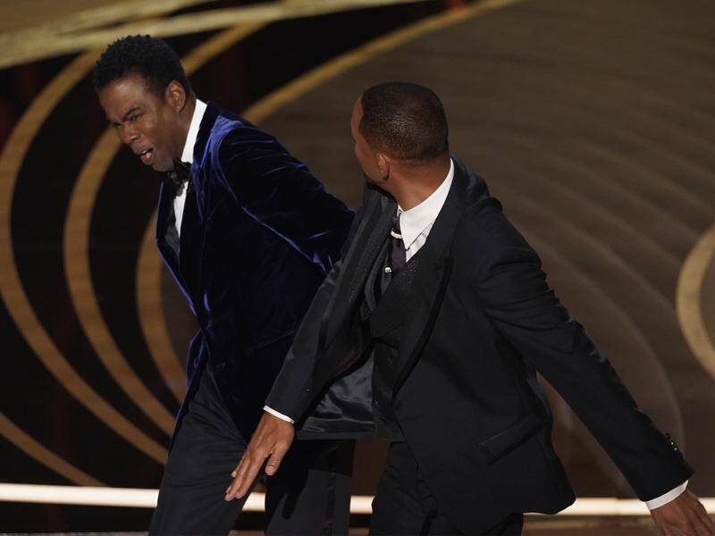 Will Smith slaps Chris Rock on Oscar stage | The Border ...