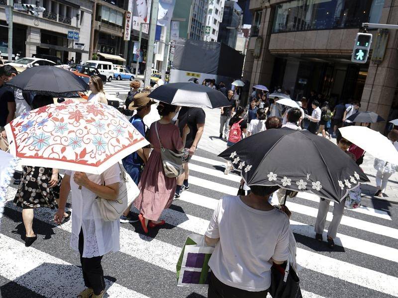 The Tokyo Fire Department responded to more than 3000 calls as the temperatures soared to 40C.