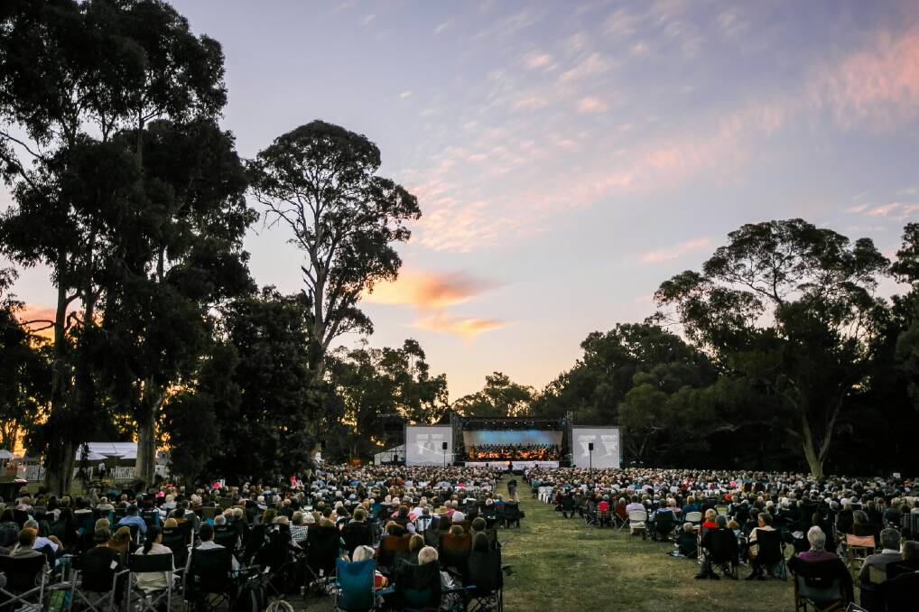 Opera in the Alps returns to Beechworth Golf Course on January 16, 2016 for its 20th anniversary event.