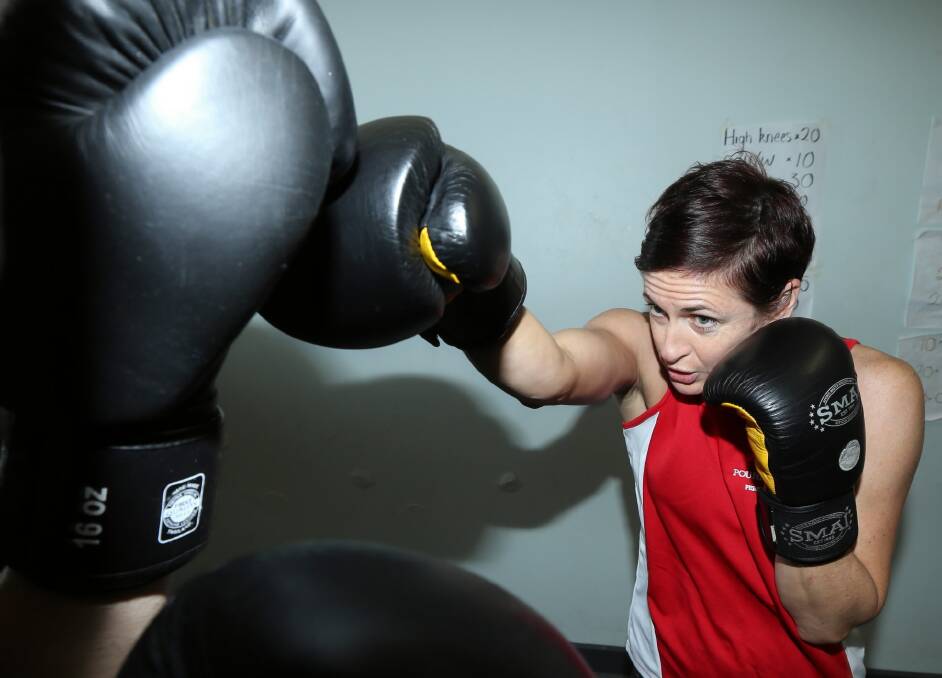 Nicole de Jong shows that a straight right will be part of her arsenal at Saturday’s fight night. Picture: PETER MERKESTEYN