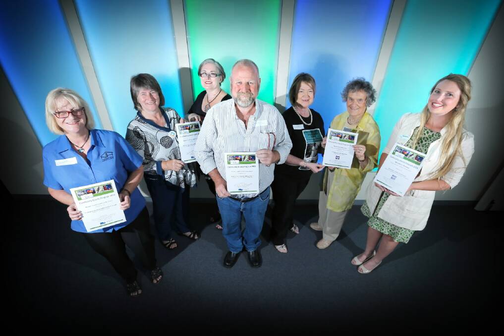 Sue Lees, of Trudewind Neighbourhood House, Ali Pockley and Megan Vincent, of the Yackandandah Community Centre, Ed Foulston, of Birallee Park Neighbourhood Centre, Gillian Keppell and Noel Hunt, of Yarrawonga and Border CWA, and Elise Wenden, of Holbrook Landcare Network Women in Agriculture, all picked up Border Trust grants. Picture: TARA GOONAN