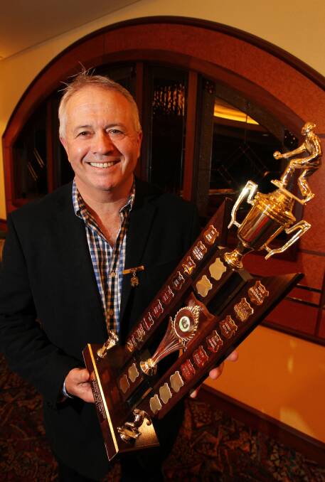 Commercial Club’s Peter Smith won the grade three bowler-of-the-year trophy.