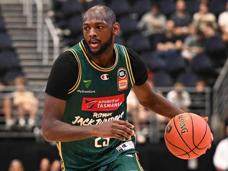 US import Milton Doyle has scored a game-high 20 points in Tasmania's 94-59 NBL win over Adelaide. (Dave Hunt/AAP PHOTOS)