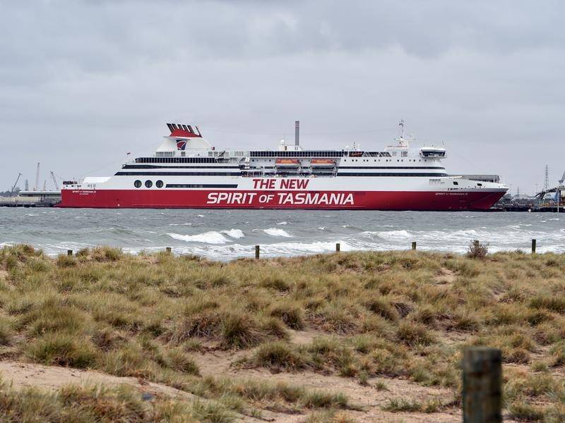 Visitors will be able to take their cars on the ferry to Tasmania for free, in a boost for tourism.