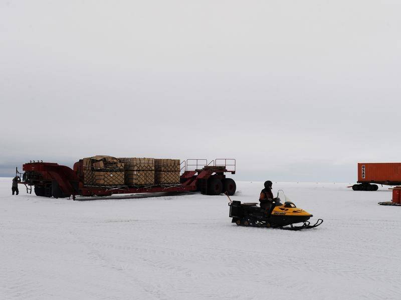 The Australian Antarctic Division maintains three permanently manned stations on the continent. (Dean Lewins/AAP PHOTOS)