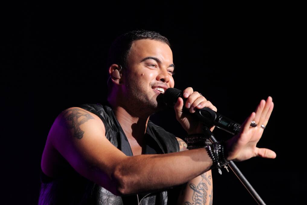 TOGETHER: The Sebastian Foundation plans to run 20 mental health programs in Murray after Guy Sebastian reached out to Murray MP Helen Dalton. 