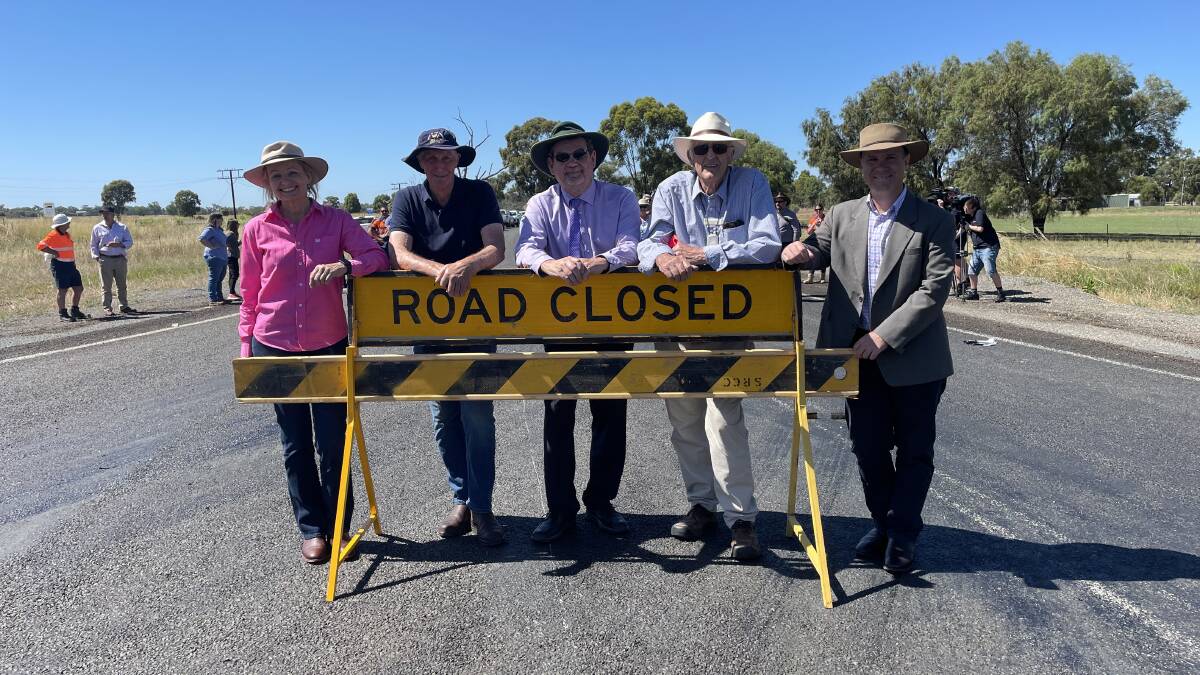 OPEN: Member for Farrer Sussan Ley, Graham Scholz, Greater Hume engineering director Greg Blackie, Councillor Doug Meyer and Member for Albury Justin Clancy. 