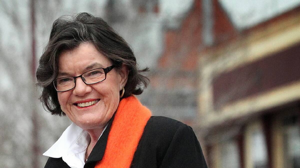 Cathy McGowan demands a better commitment to trains