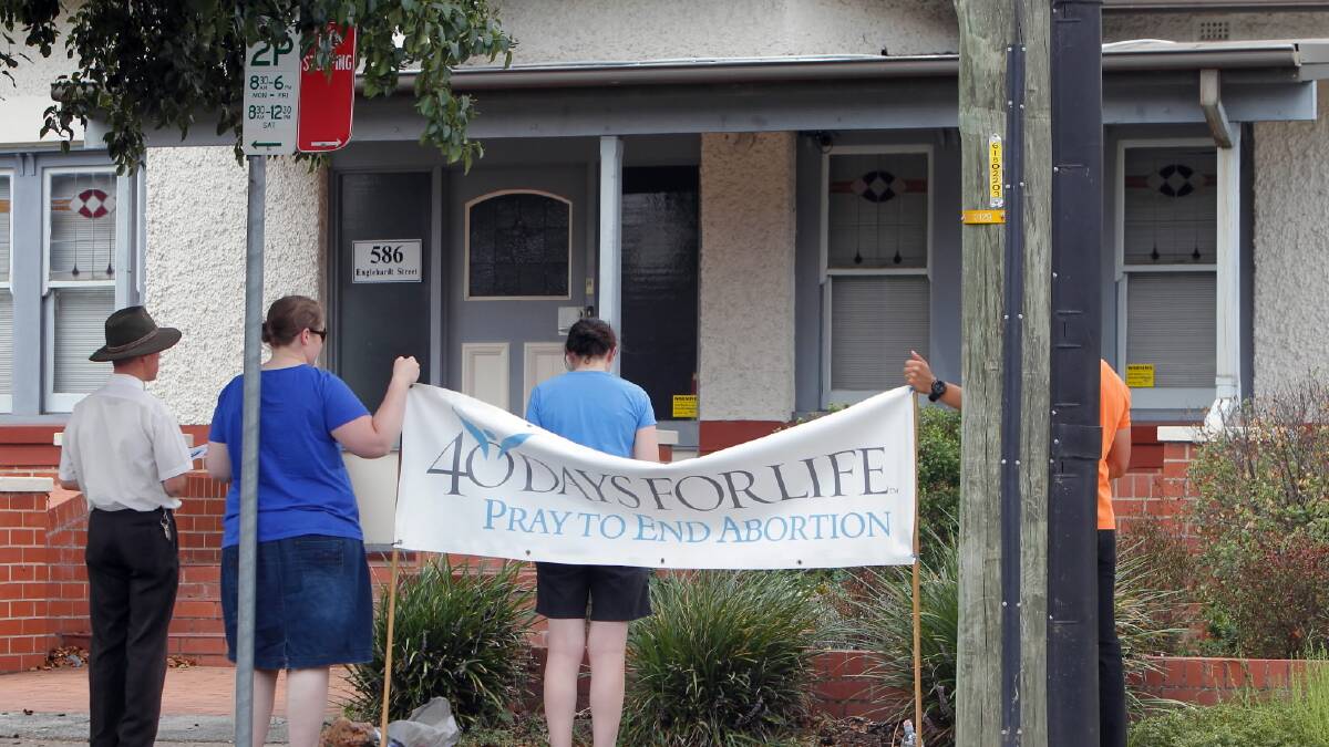 Forum to push for abortion clinic exclusion zone