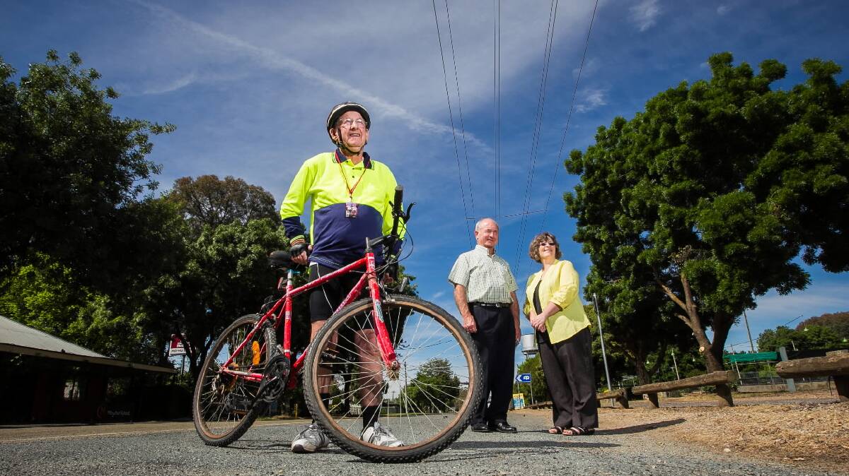 Great Victoria Bike Ride committee members Max Baker, Neil Jarrott and Tina James on Byrne St in Moyhu where the town will host more than 4000 people. Picture: DYLAN ROBINSON