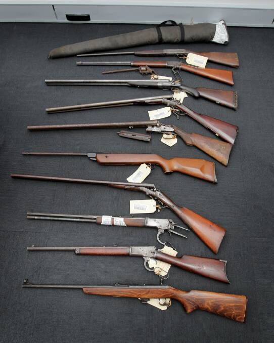The firearms seized by police during the raid in North Albury on Tuesday.