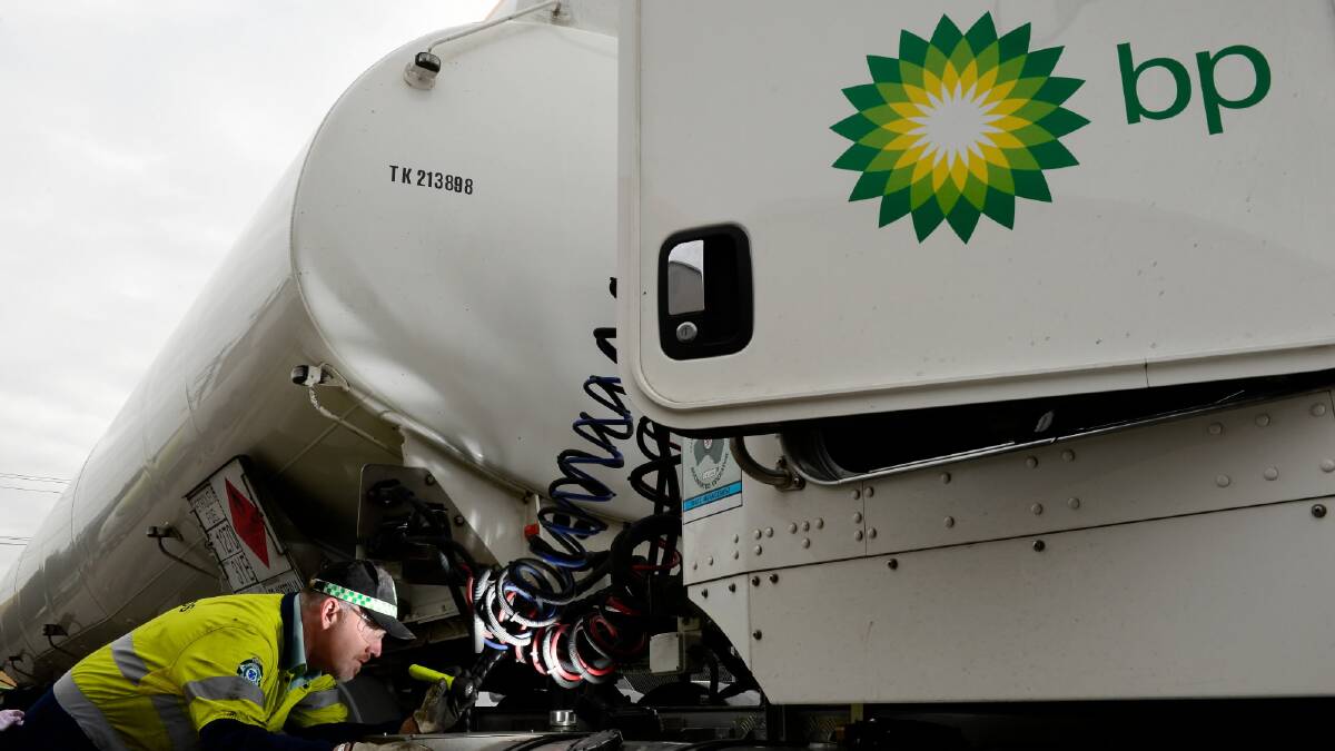 No BP tankers grounded after triple fatality near Baranduda